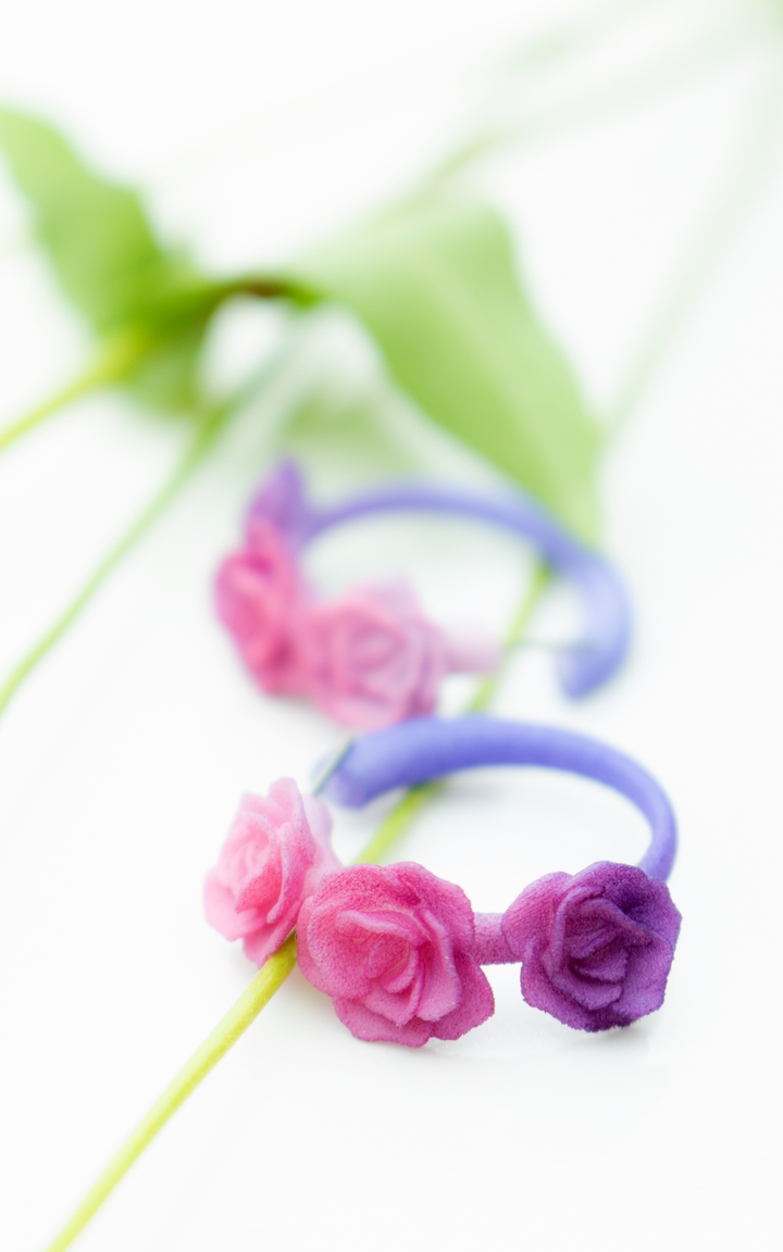 MINI-FLAMENCO – Boucles d’oreilles anneaux ornés de roses 3D