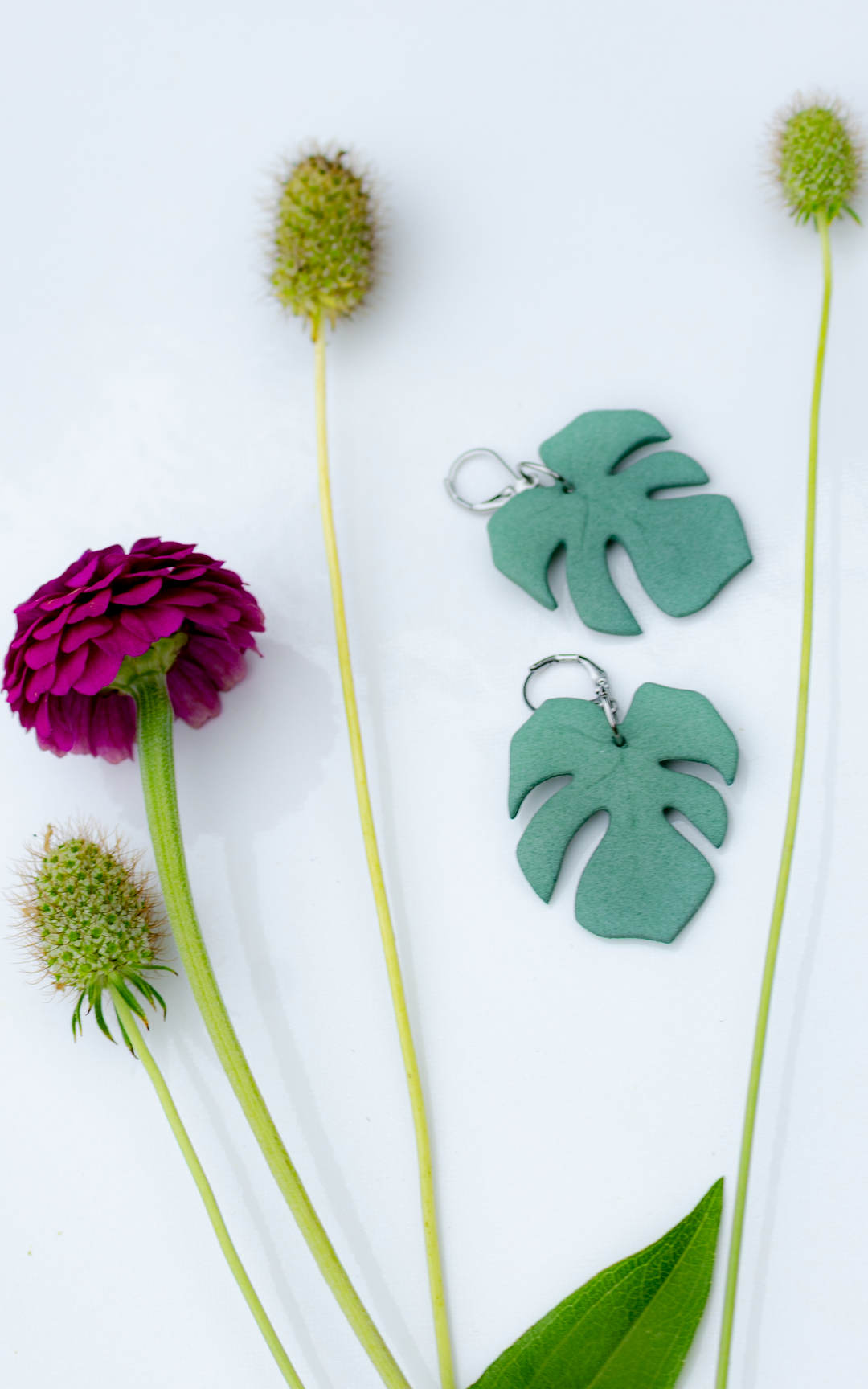 MAUI – Monstera Earrings