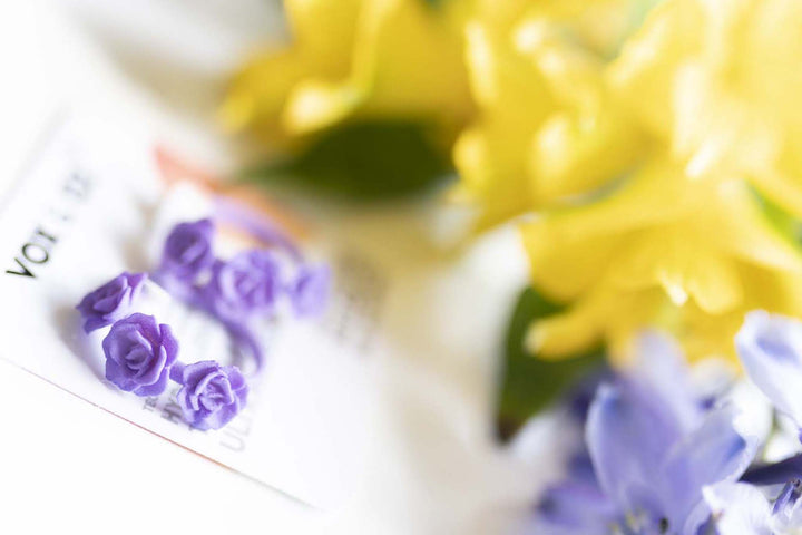 MINI-FLAMENCO – Boucles d’oreilles anneaux ornés de roses 3D