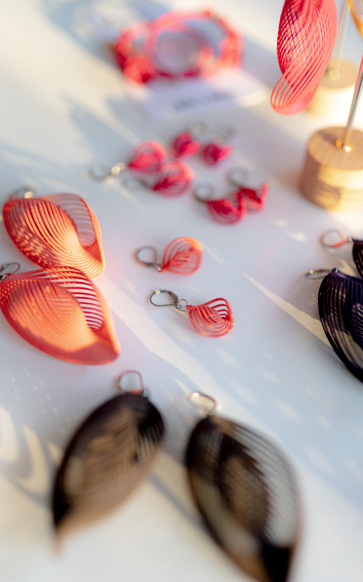 NEBULA – Boucles d’oreilles spiralées 3D ultralégères