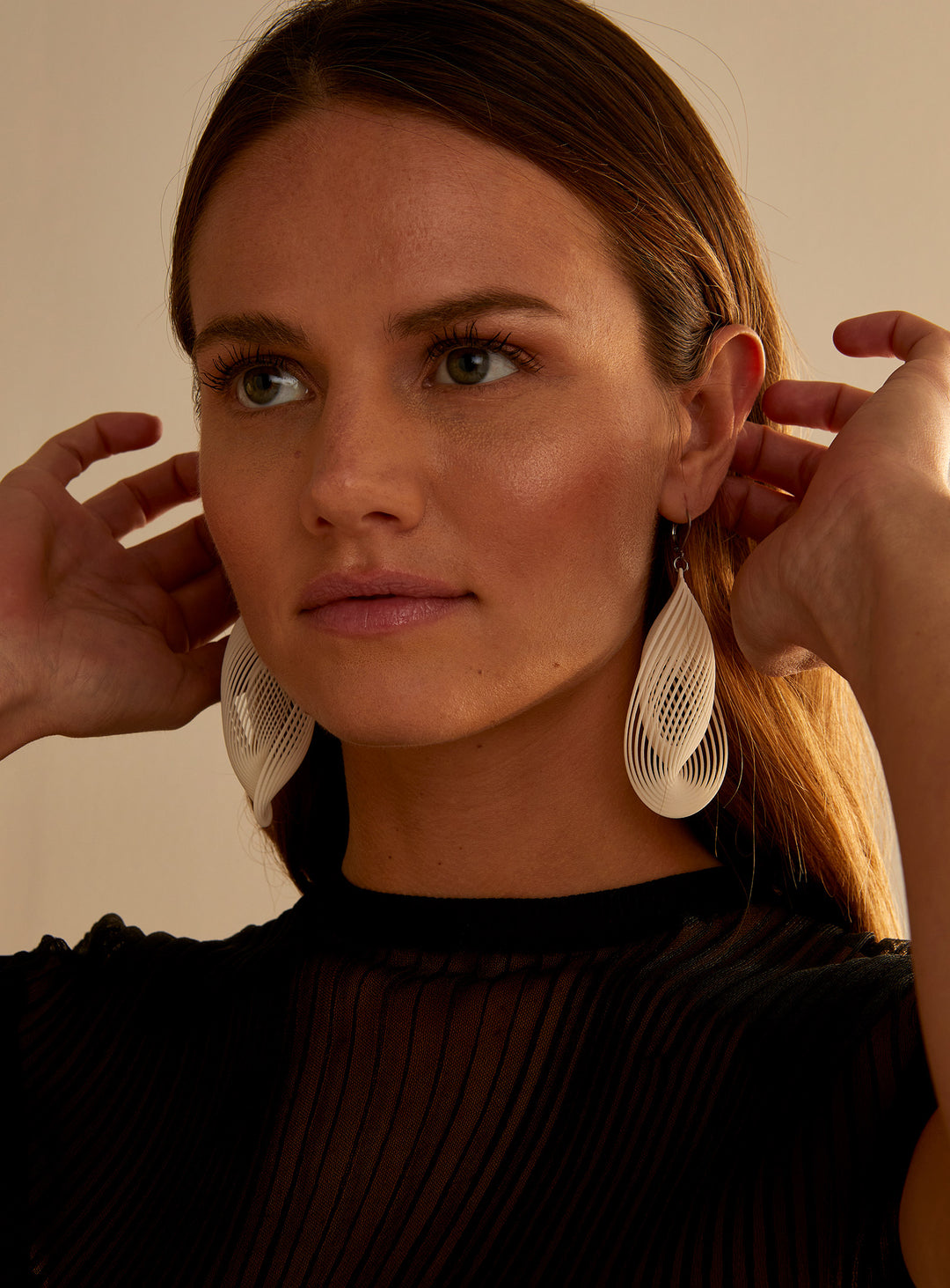 OASIS – Ultralight large earrings in recycled nylon | Award-winning Quebec design