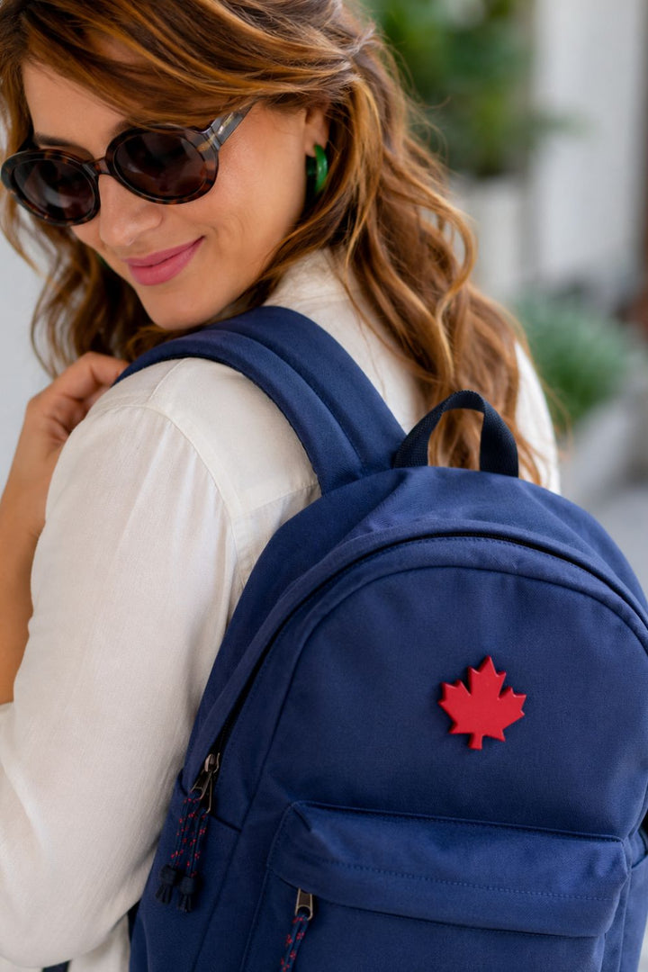 Maple Leaf Pin — National symbol, token