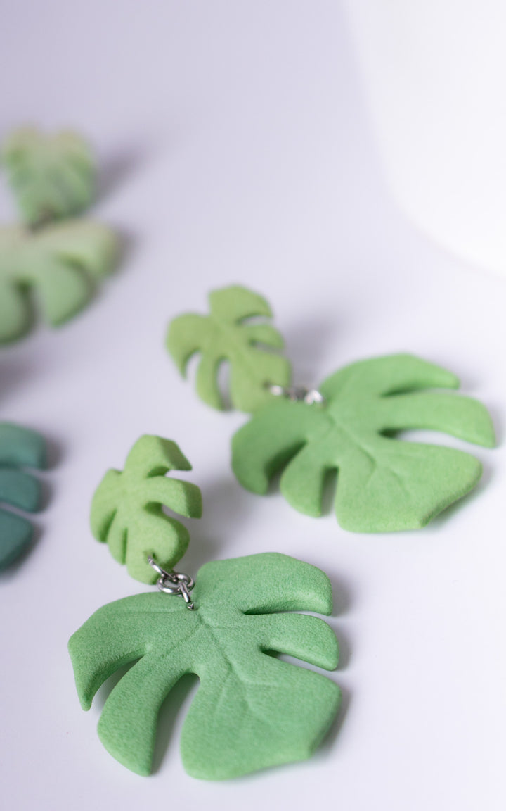 ALT :
Boucles feuilles Monstera ultralégères imprimées en 3D au Québec