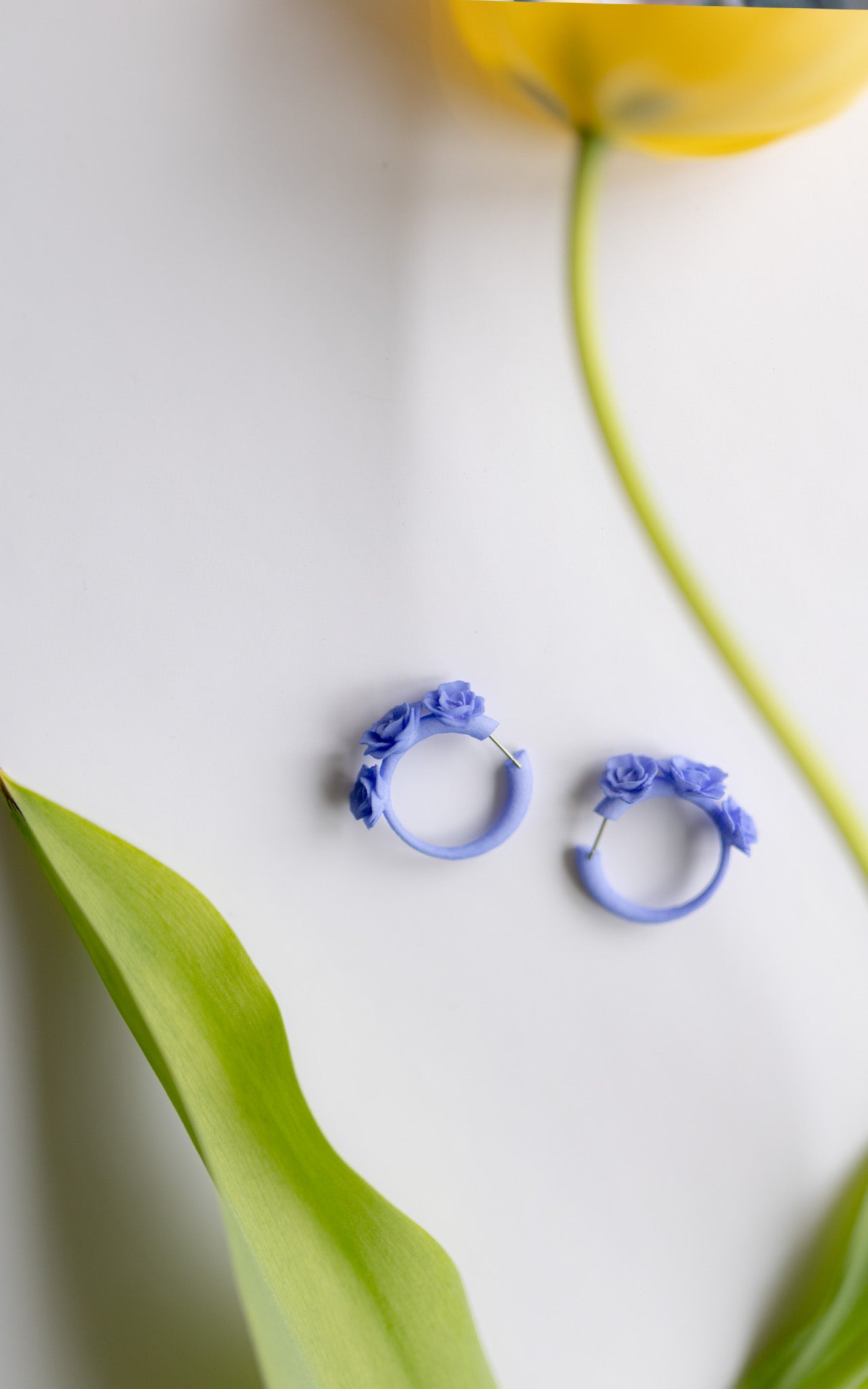 Mini-Flamenco 3D Hoop Earrings