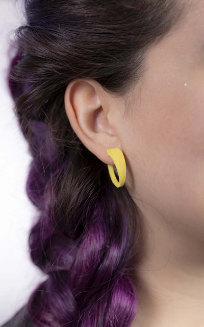 LITCHI C-shaped 3D earrings