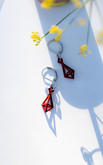 TOLO-GEO Small 3D pyramid earrings